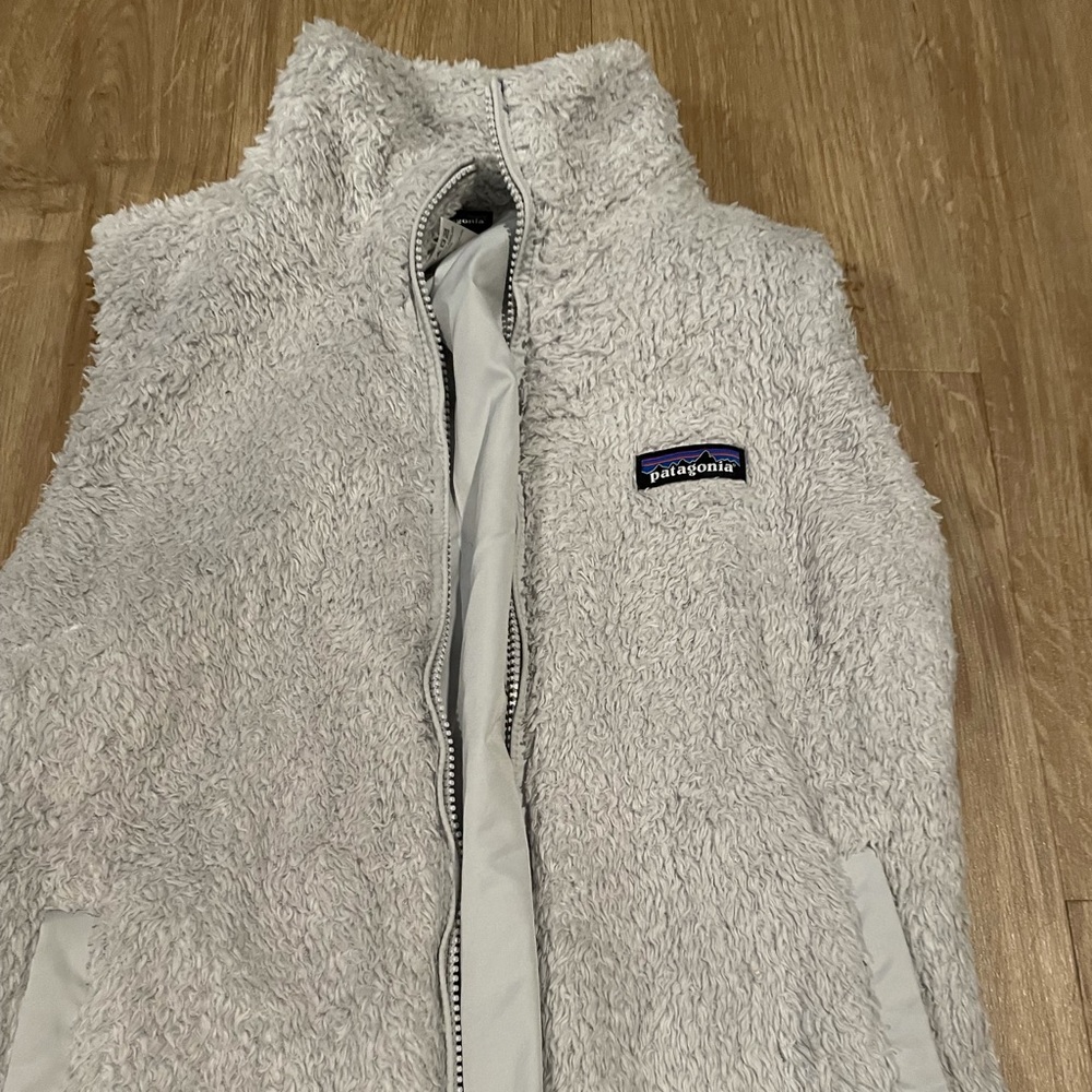Patagonia fuzzy vest
